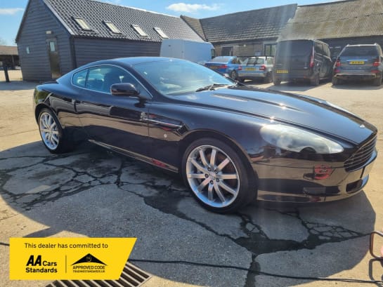 A 2005 ASTON MARTIN DB9 5.9 Coupe 2dr Petrol Seq (394 g/km, 450 bhp)