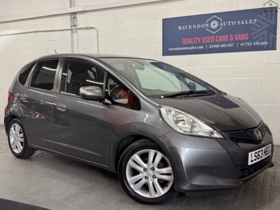 A 2013 HONDA JAZZ 1.4 i-VTEC ES Plus