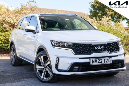A 2022 KIA SORENTO 1.6 h T-GDi 4 SUV 5dr Petrol Hybrid Auto AWD Euro 6 (s/s) (226 bhp)
