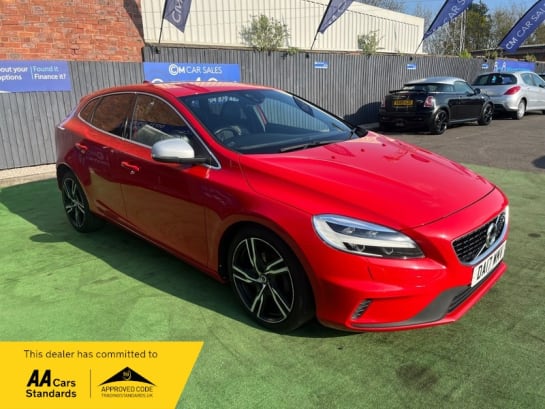 A 2017 VOLVO V40 2.0 D2 R-Design Pro Hatchback 5dr Diesel Manual Euro 6 (s/s) (120 ps)