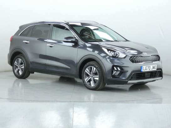 A 2020 KIA NIRO 2
