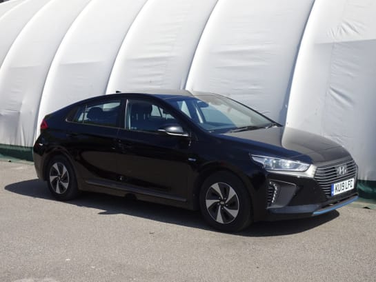 A 2019 HYUNDAI IONIQ SE