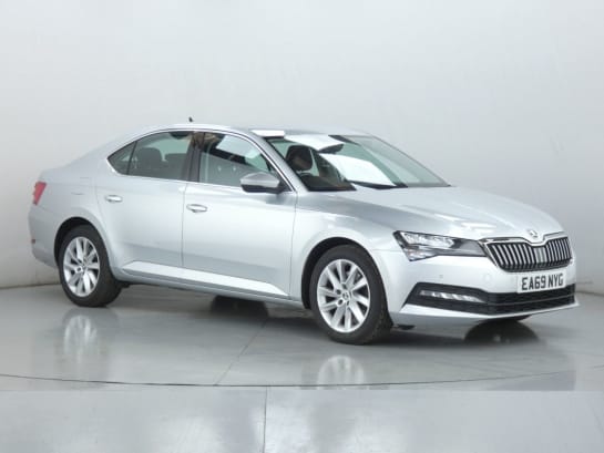 A 2019 SKODA SUPERB SE TDI