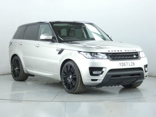 A 2017 LAND ROVER RANGE ROVER SPORT SDV6 HSE