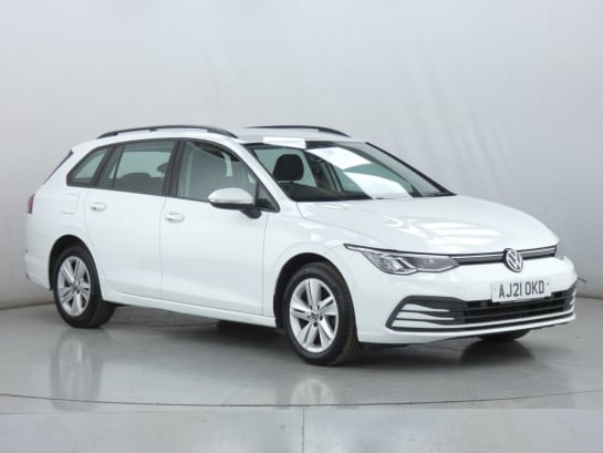 A 2021 VOLKSWAGEN GOLF LIFE TSI