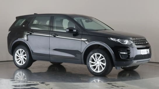 A 2018 LAND ROVER DISCOVERY SPORT TD4 SE TECH