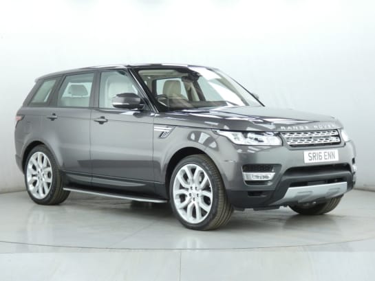 A 2016 LAND ROVER RANGE ROVER SPORT SDV6 HSE