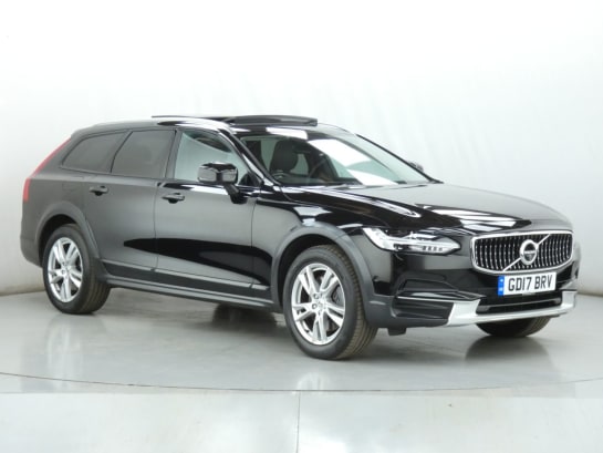 A null VOLVO V90 2.0 D4 CROSS COUNTRY PRO AWD 5d 188 BHP