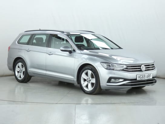 A null VOLKSWAGEN PASSAT 1.6 SE TDI DSG 5d 119 BHP