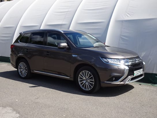 A null MITSUBISHI OUTLANDER 2.4 PHEV DYNAMIC 5d 222 BHP