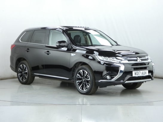 A null MITSUBISHI OUTLANDER 2.0 PHEV 4H 5d 200 BHP