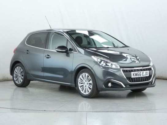 A null PEUGEOT 208 1.2 PURETECH ALLURE 5d 82 BHP