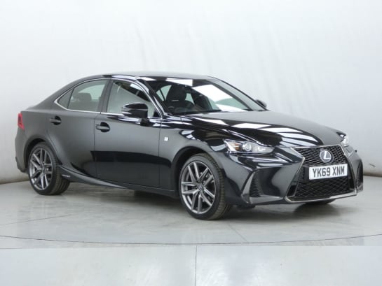 A null LEXUS IS 2.5 300H F SPORT 4d AUTO 220 BHP