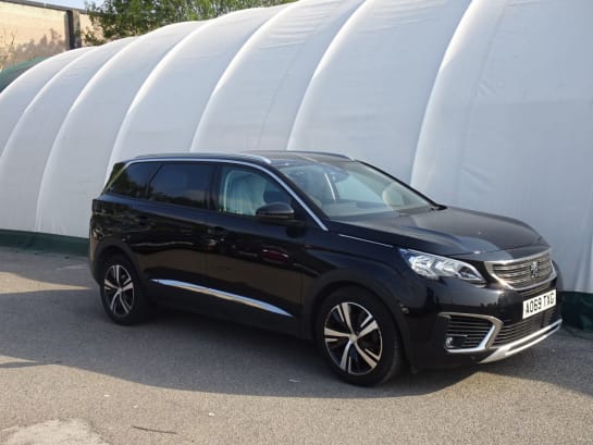 A null PEUGEOT 5008 1.2 PURETECH S/S ALLURE 5d 130 BHP