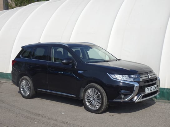 A null MITSUBISHI OUTLANDER 2.4 PHEV DESIGN 5d 222 BHP