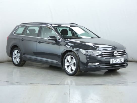 A null VOLKSWAGEN PASSAT 1.5 SE NAV TSI EVO DSG 5d 148 BHP