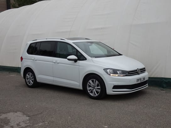 A null VOLKSWAGEN TOURAN 1.5 SE FAMILY TSI 5d 148 BHP