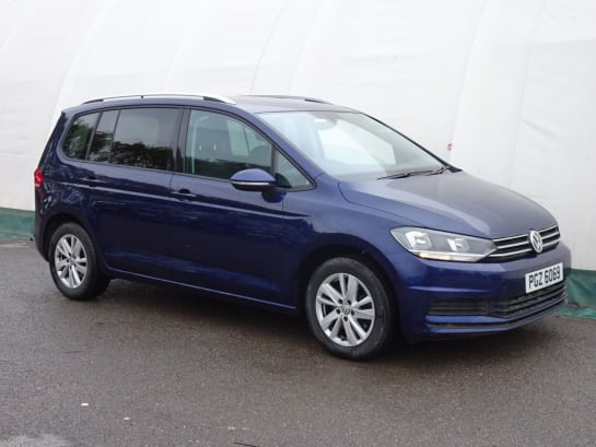 A null VOLKSWAGEN TOURAN 2.0 SE TDI 5d 148 BHP