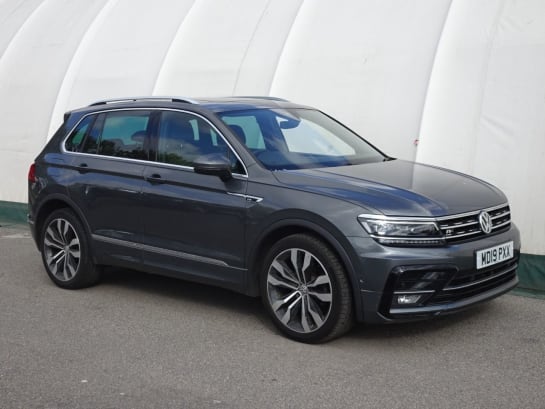 A null VOLKSWAGEN TIGUAN 2.0 R-LINE TDI DSG 5d 148 BHP