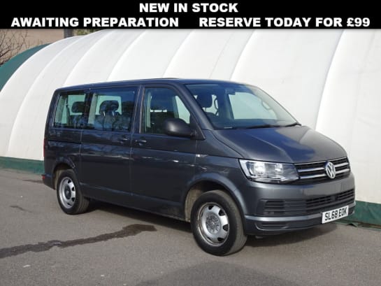 A null VOLKSWAGEN TRANSPORTER SHUTTLE 2.0 TDI SE Minibus Double Cab 5dr Diesel Manual FWD SWB Euro 6 (s/s) (102 p