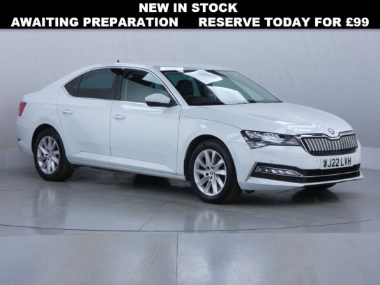 A null SKODA SUPERB 1.4 TSI iV 13kWh SE Technology Hatchback 5dr Petrol Plug-in Hybrid DSG Euro