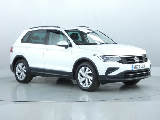 A null VOLKSWAGEN TIGUAN 1.5 TSI Life SUV 5dr Petrol Manual Euro 6 (s/s) (150 ps)