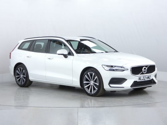 A null VOLVO V60 2.0 B3 MHEV Momentum Estate 5dr Petrol Hybrid DCT Auto Euro 6 (s/s) (163 ps