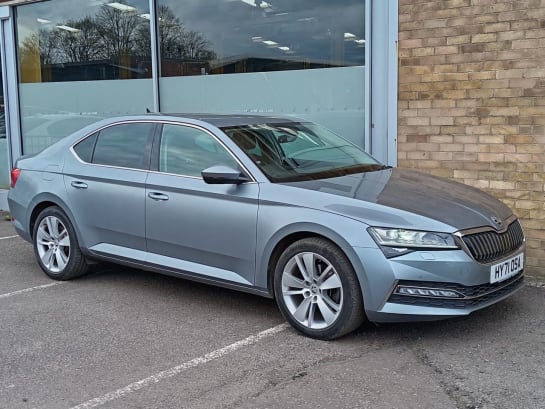 A null SKODA SUPERB 1.4 TSI iV 13kWh SE L Hatchback 5dr Petrol Plug-in Hybrid DSG Euro 6 (s/s)