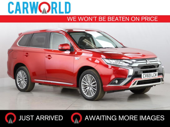 A null MITSUBISHI OUTLANDER 2.4h TwinMotor 13.8kWh Design SUV 5dr Petrol Plug-in Hybrid CVT 4WD Euro 6