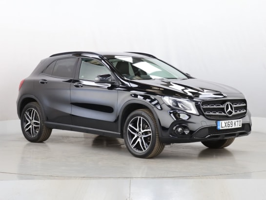 A null MERCEDES-BENZ G CLASS 1.6 GLA180 GPF Urban Edition SUV 5dr Petrol 7G-DCT Euro 6 (s/s) (122 ps)