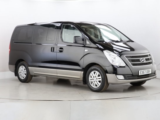 A null HYUNDAI I800 2.5 CRDi SE Nav MPV 5dr Diesel Manual Euro 6 (136 ps)