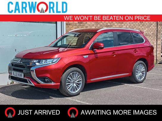 A null MITSUBISHI OUTLANDER 2.4h TwinMotor 13.8kWh Dynamic SUV 5dr Petrol Plug-in Hybrid CVT 4WD Euro 6