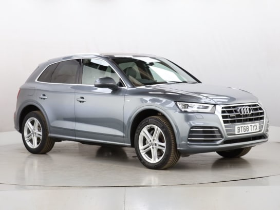A null AUDI Q5 2.0 TDI 40 S line SUV 5dr Diesel S Tronic quattro Euro 6 (s/s) (190 ps)