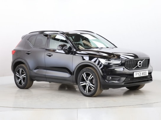 A null VOLVO XC40 1.5 T3 R-Design SUV 5dr Petrol Auto Euro 6 (s/s) (163 ps)