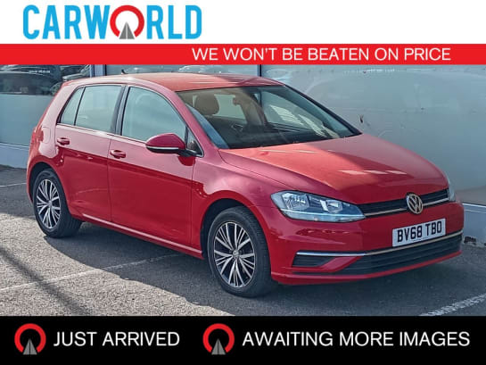 A null VOLKSWAGEN GOLF 1.0 TSI SE Hatchback 5dr Petrol Manual Euro 6 (s/s) (115 ps)
