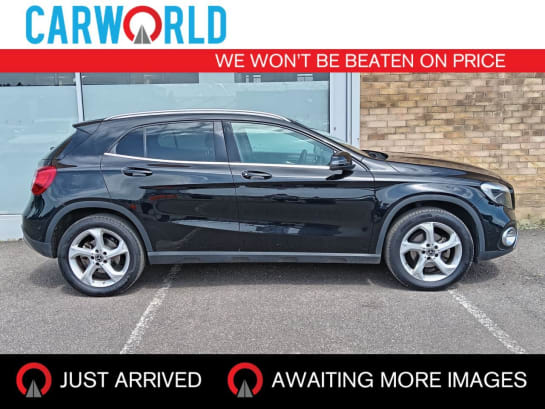 A null MERCEDES-BENZ GLA CLASS 1.6 GLA200 Sport (Executive) SUV 5dr Petrol 7G-DCT Euro 6 (s/s) (156 ps)