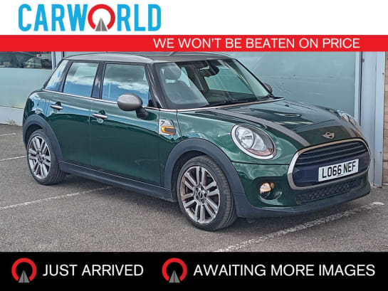 A null MINI HATCH 1.5 Cooper Seven Hatchback 5dr Petrol Auto Euro 6 (s/s) (136 ps)