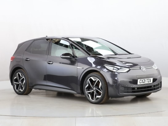 A null VOLKSWAGEN ID3 Pro S 77kWh Tour Hatchback 5dr Electric Auto (204 ps)