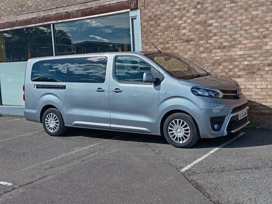 A null TOYOTA PROACE VERSO 2.0D Shuttle Long MPV 5dr Diesel Manual LWB Euro 6 (s/s) (9 Seat) (150 ps)