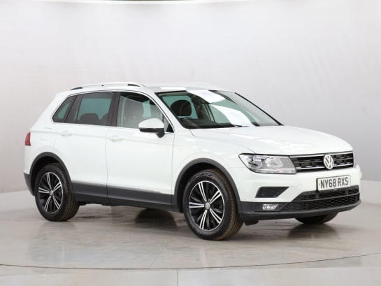 A null VOLKSWAGEN TIGUAN 1.5 TSI EVO SE SUV 5dr Petrol Manual Euro 6 (s/s) (150 ps)