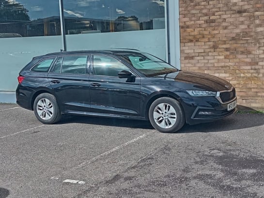 A null SKODA OCTAVIA 1.0 TSI e-TEC MHEV SE Technology Estate 5dr Petrol Hybrid DSG Euro 6 (s/s)
