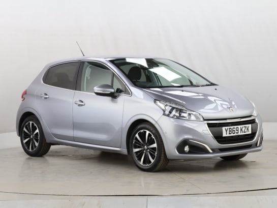 A 2019 PEUGEOT 208 1.2 PureTech Tech Edition Hatchback 5dr Petrol Manual Euro 6 (s/s) (82 ps)