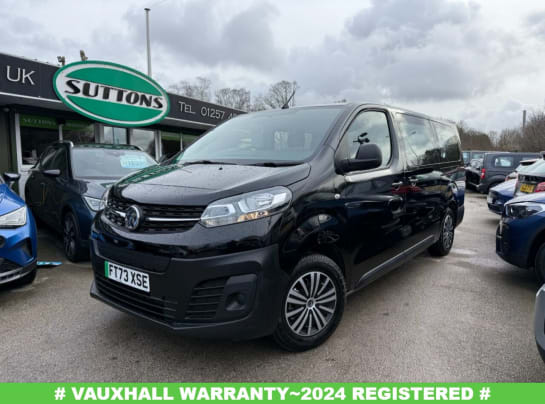 A null VAUXHALL VIVARO-E LIFE 50kWh Combi MPV 5dr Electric Auto LWB (9 Seat, 11kW Charger) (136 ps) 9 SEA