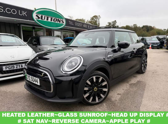 A 2023 MINI ELECTRIC HATCH Cooper SE 32.6kWh Level 3 Hatchback 3dr Electric Auto (184 ps) GREAT SAVING