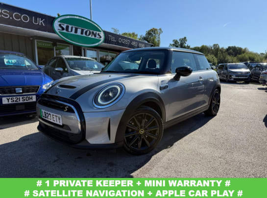 A 2023 MINI ELECTRIC HATCH Cooper SE 32.6kWh Level 1 Hatchback 3dr Electric Auto (184 ps) MINI SERVICE