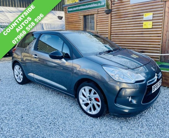 A null DS AUTOMOBILES DS 3 DS 3 1.2 PureTech DStyle Nav Hatchback 3dr Petrol Manual Euro 6 (s/s) (110