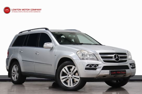 A null MERCEDES-BENZ GL CLASS 3.0 GL350 CDI BLUEEFFICIENCY 5d 224 BHP ELECTRIC HEATED SEATS+DUAL CLIMATE