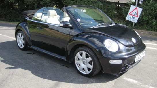 A 2004 VOLKSWAGEN BEETLE 2.0 S Cabriolet Auto Euro 4 2dr
