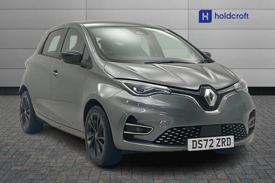 A 2022 RENAULT ZOE 100kW Iconic R135 50kWh Boost Charge 5dr Auto