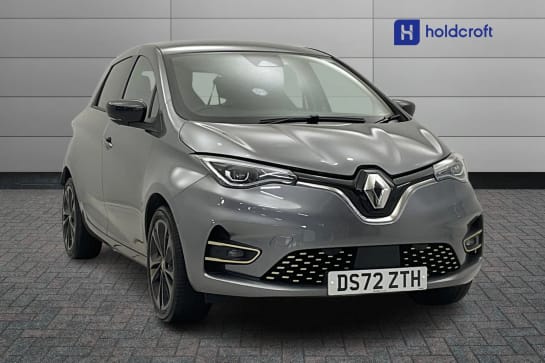 A 2022 RENAULT ZOE 100kW Iconic R135 50kWh Boost Charge 5dr Auto